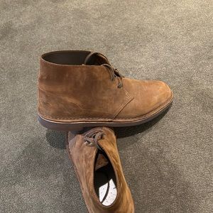 Clarks Men’s 12  brown boots
